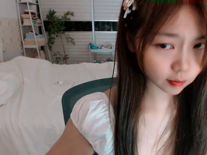 -Lucky_Girl