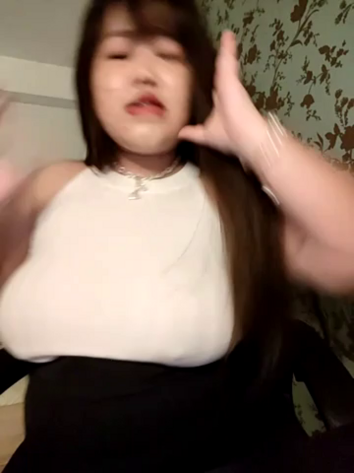 ANNELIESE_