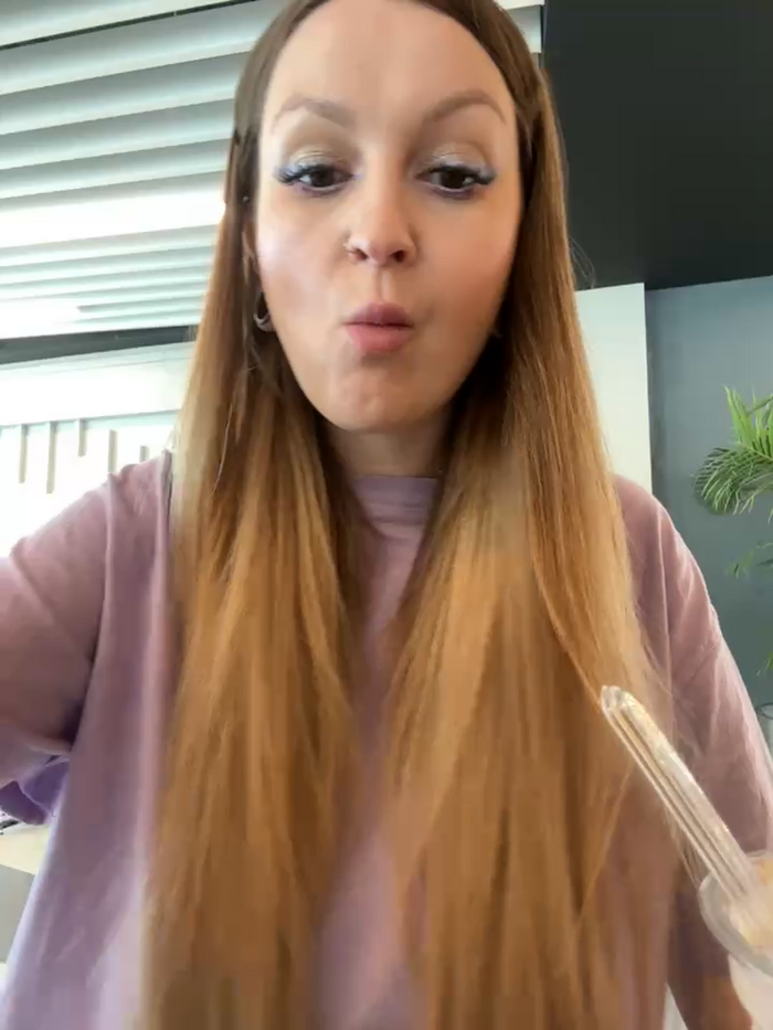 Teya_moon_