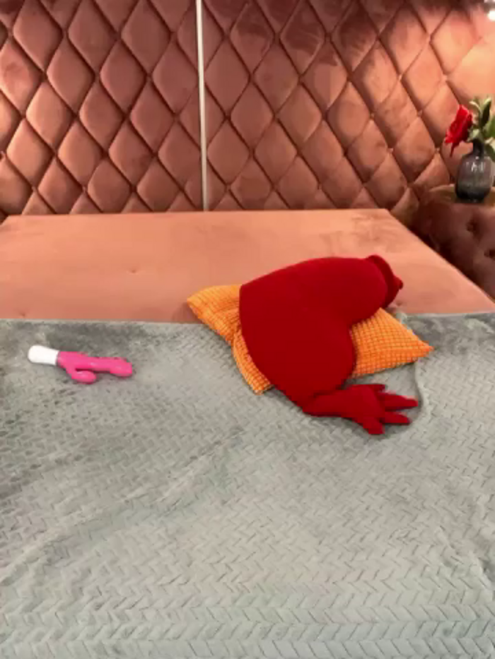 XLindaMilfX