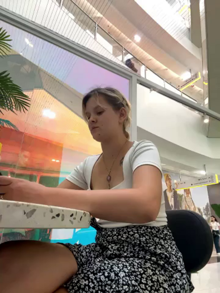 LeonaKeepFucking