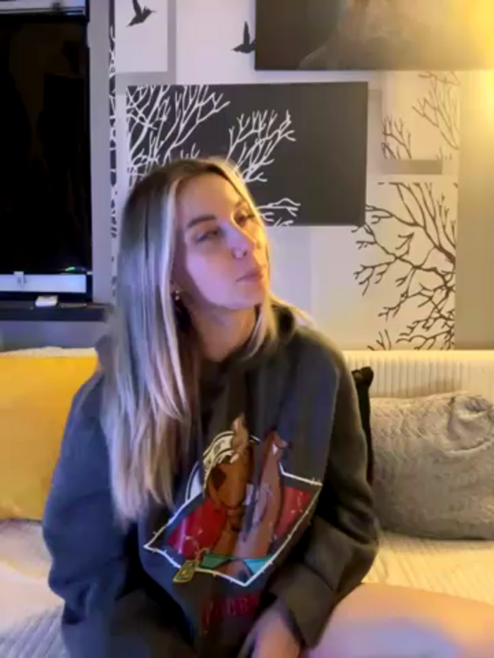 niki7377