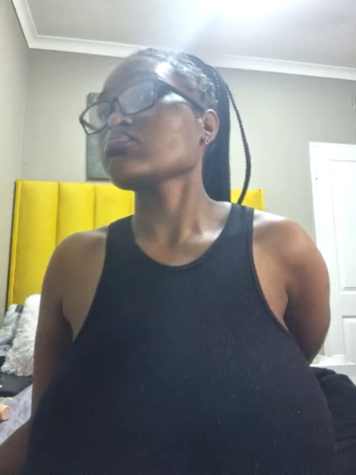 Bustygoddess32