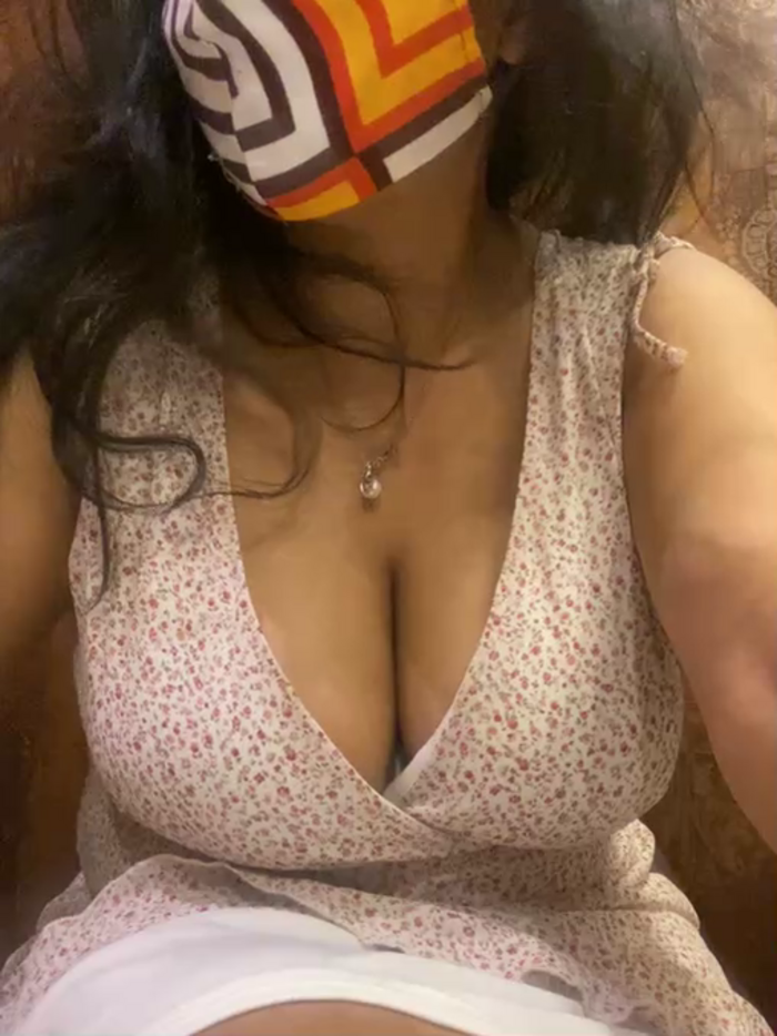 HaaniKaur