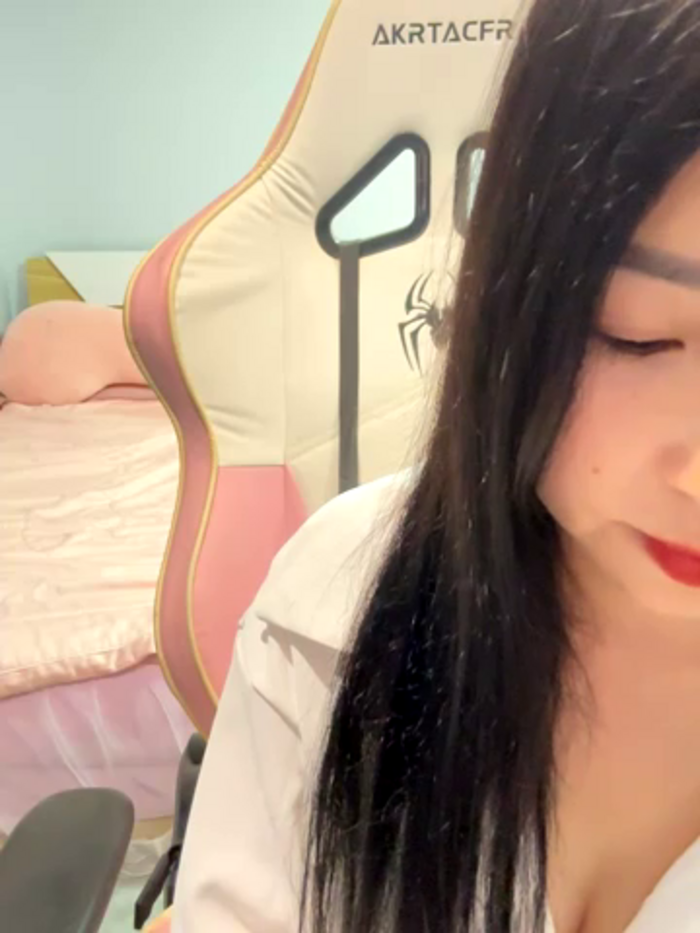 Q-Babyy