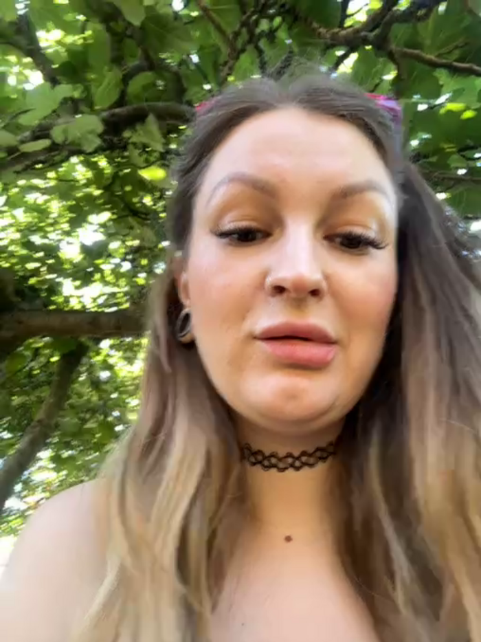 Teya_moon_