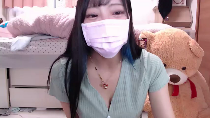 _chanMOMO_