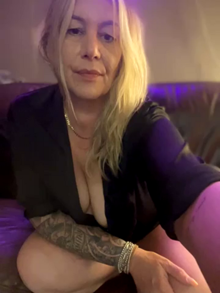 blondebitch2