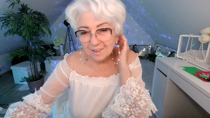 LovelyHelena