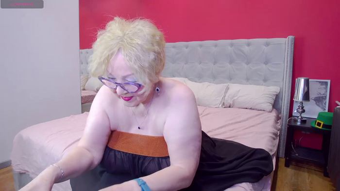 UltraXXX_