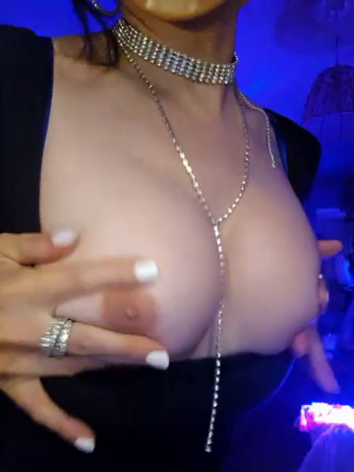 Luna_Kitanna