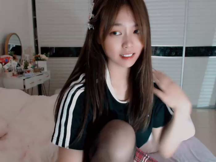 -Lucky_Girl