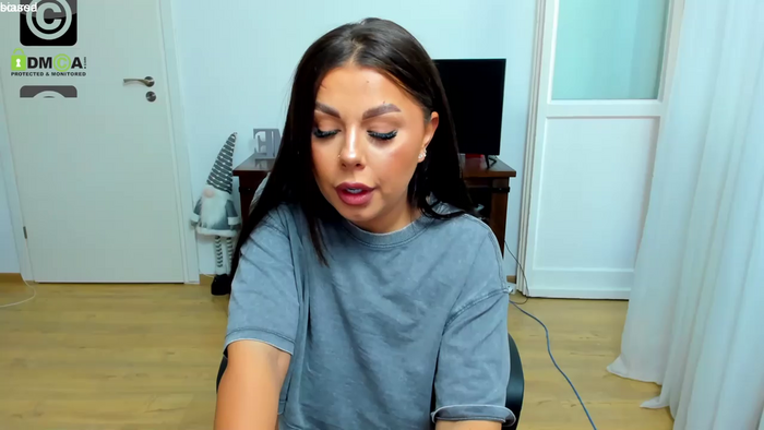 Anna_grayy1