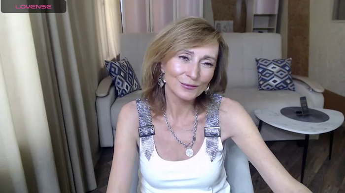 HornyMilf_777