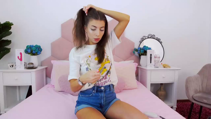 MiaEthan