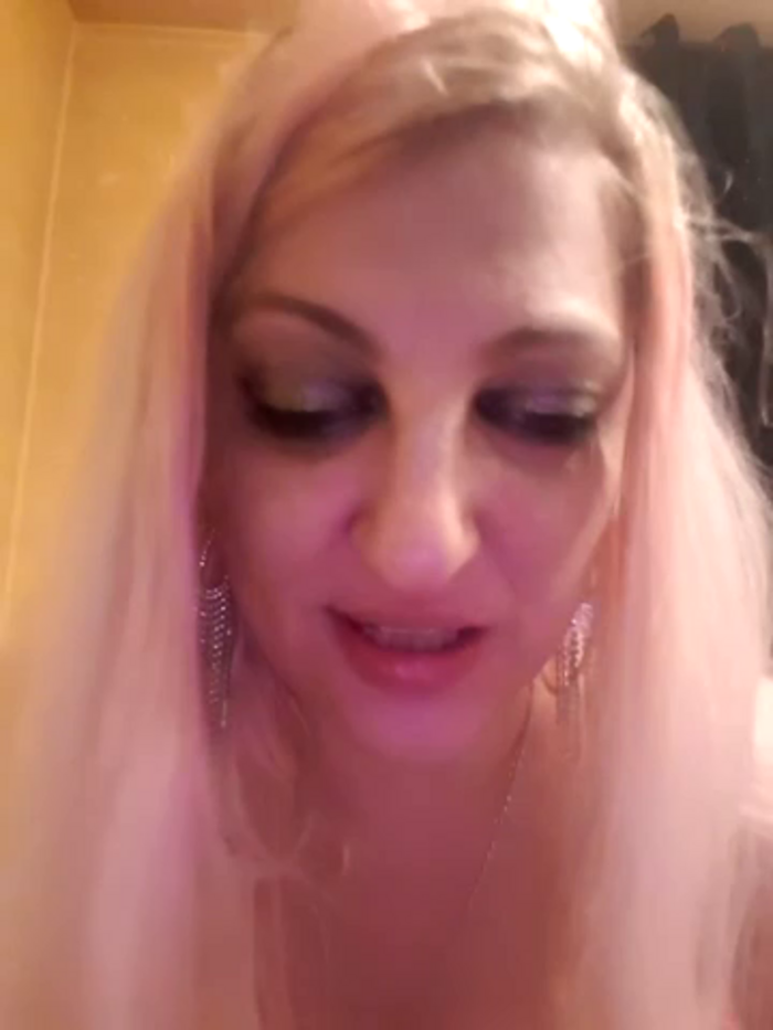 Nadia_kitty35