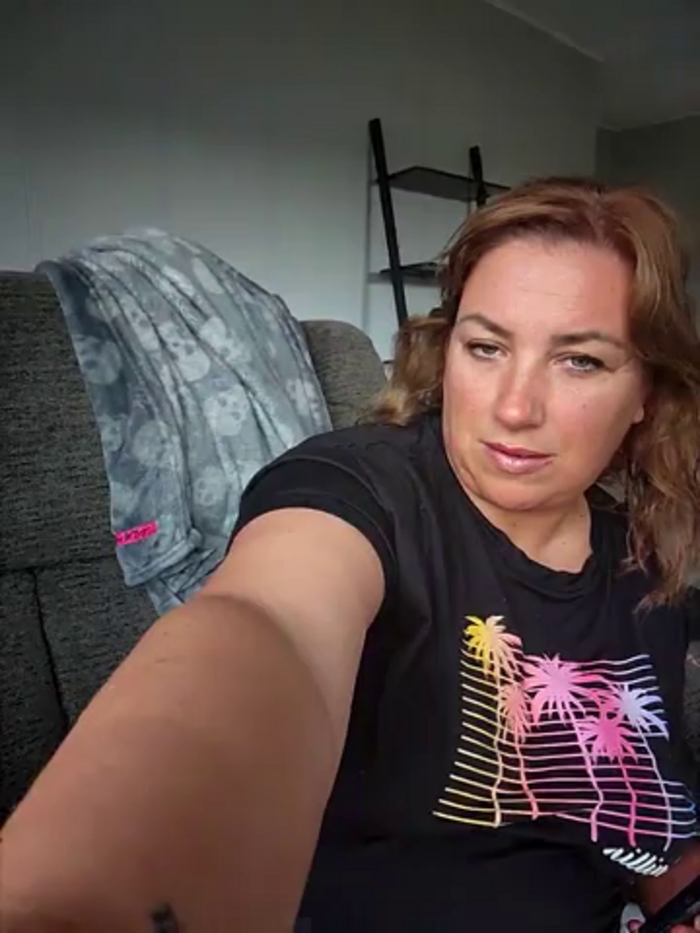 Canadian_BBW