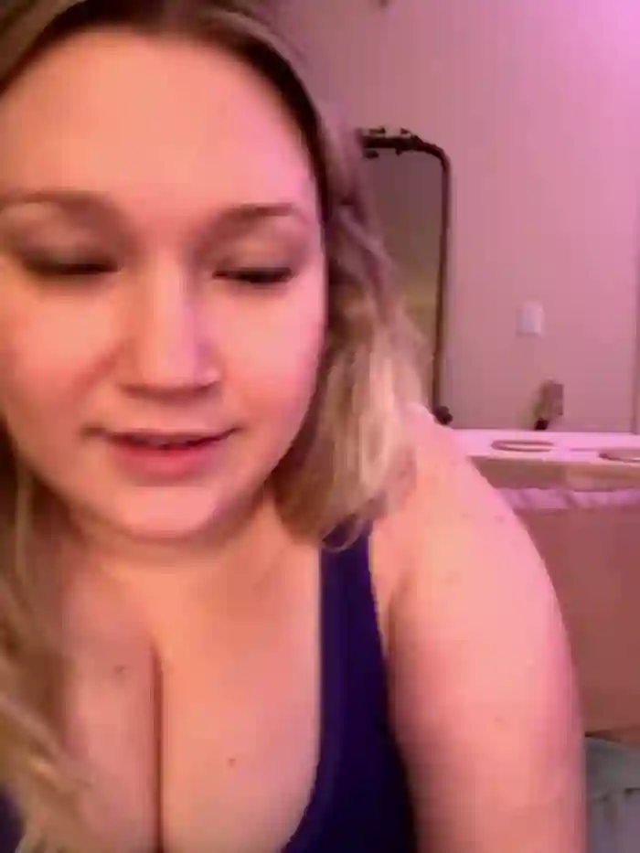 2024/06/06/stripchat-piggyrose-00-09-45