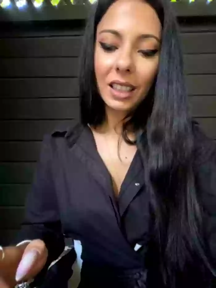 2024/06/06/stripchat-arianaturner-10-14-39