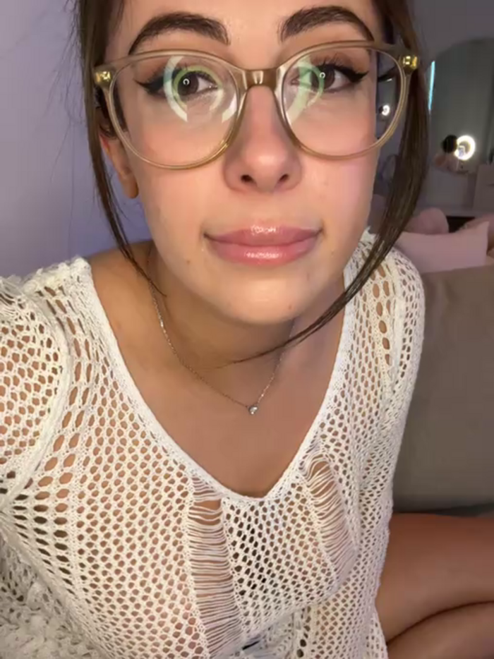 Mina_Khalifa