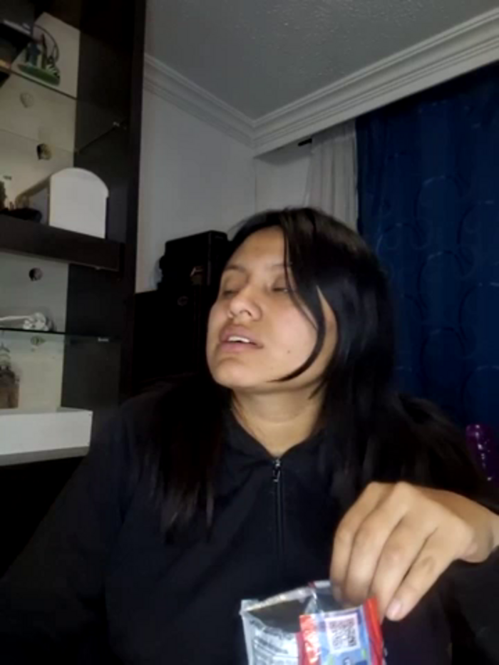 LanaHot_