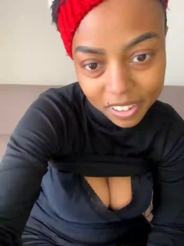 2024/06/07/stripchat-tamia_98-11-44-07