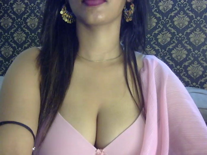 SEXY-MAHI-