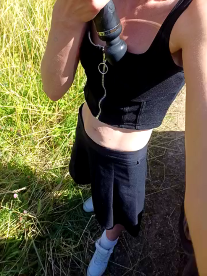 Timide_girl2