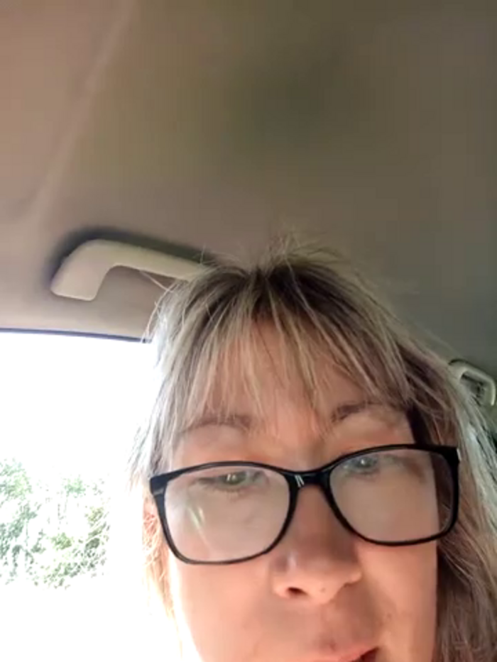 Timide_girl2
