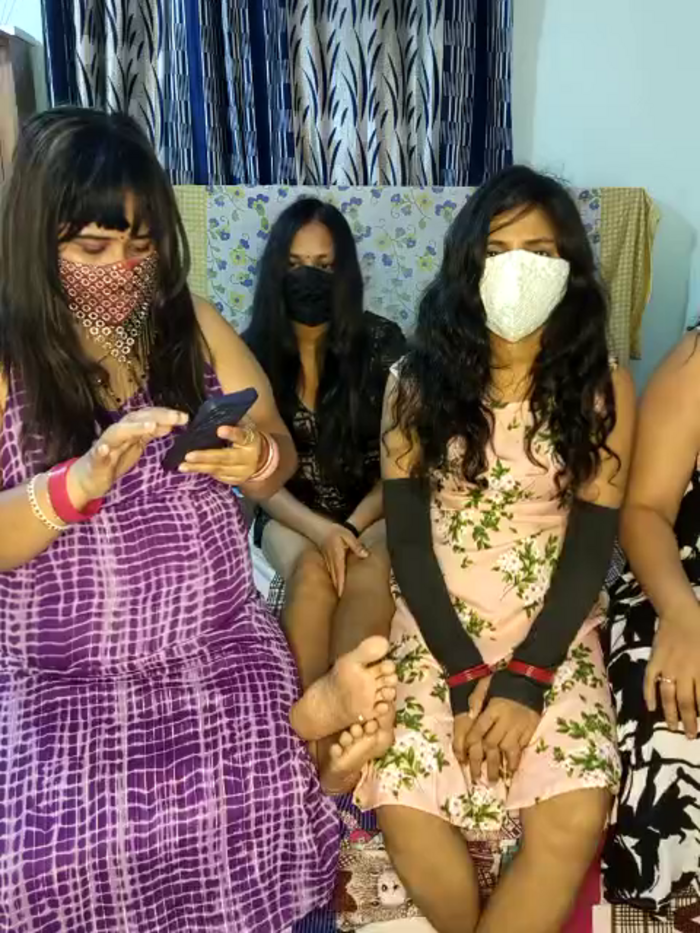 Indian_hotmilfs