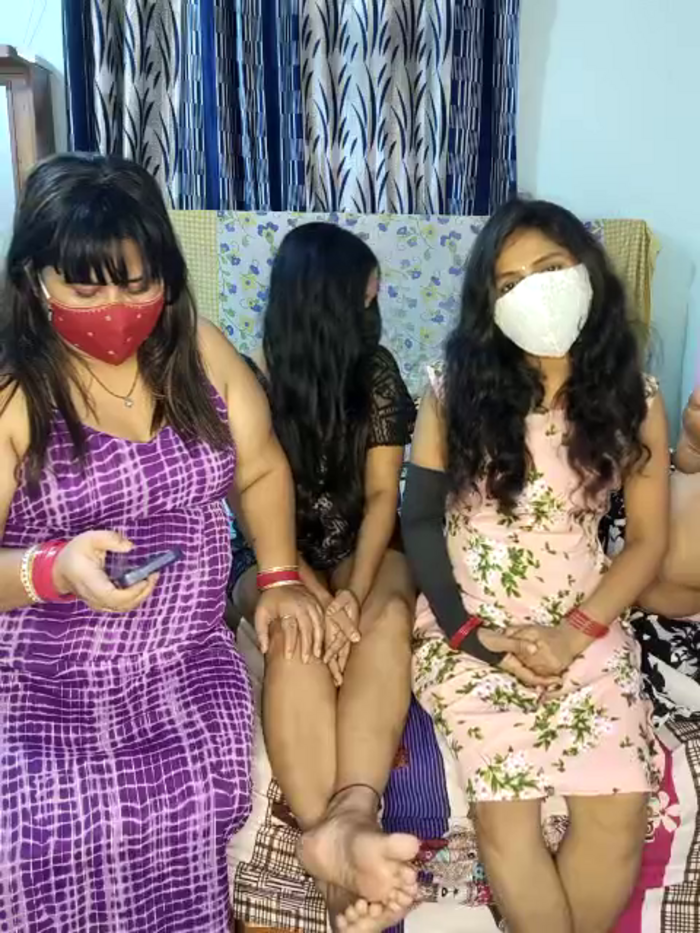 Indian_hotmilfs