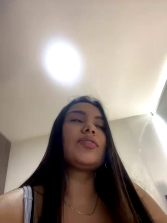 valeria2019hot