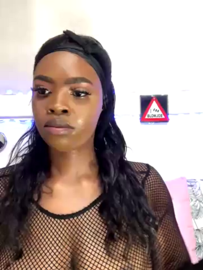 LuciousLips96