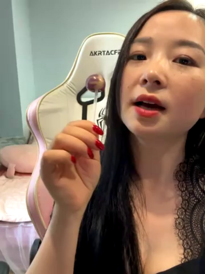 Q-Babyy