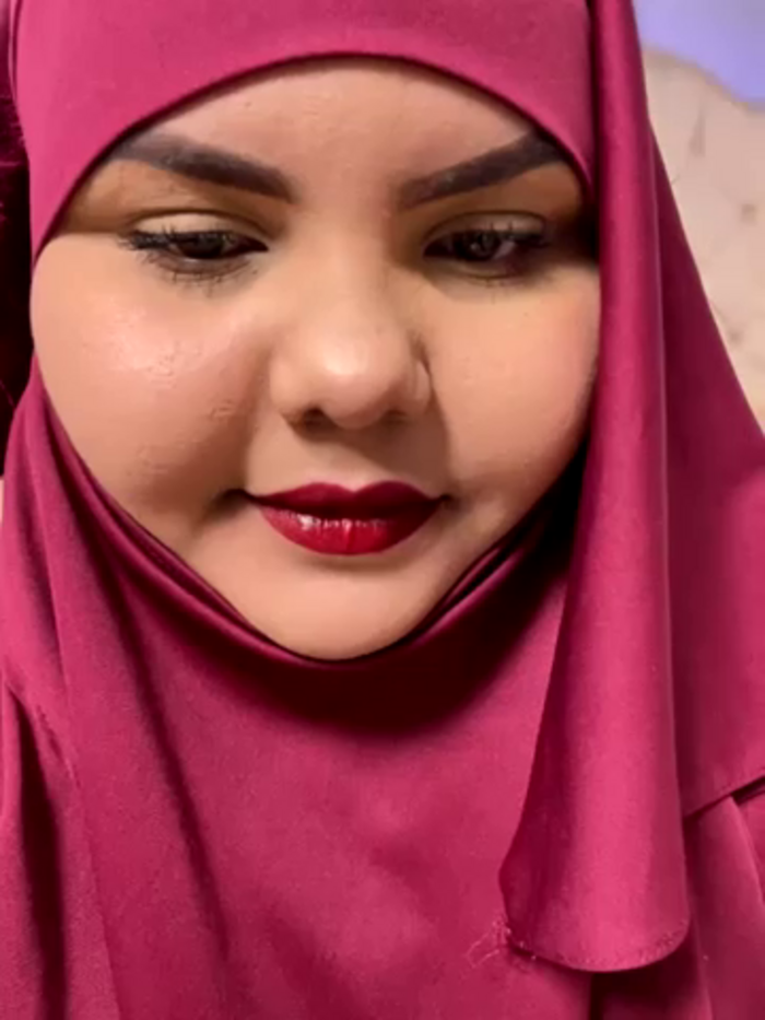 _Shara_Handal_