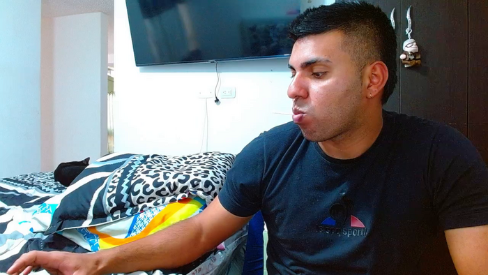 2ScarletandRyan8