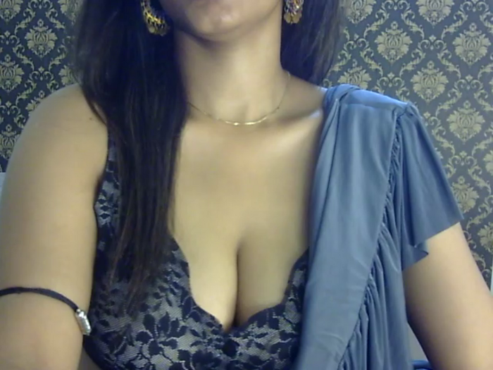 SEXY-MAHI-