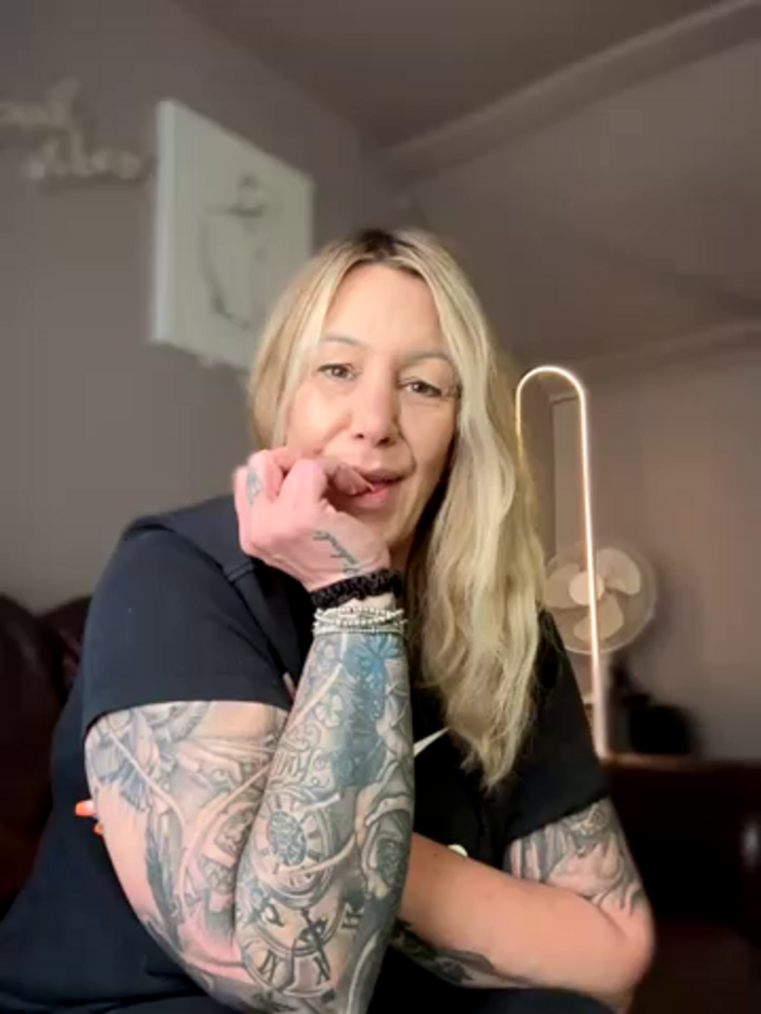 blondebitch2