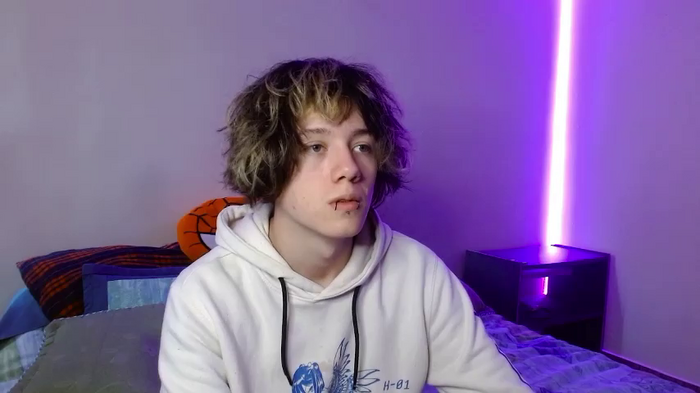 XYVERIA_6