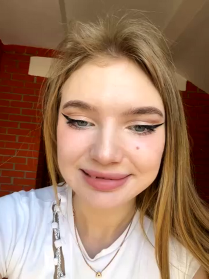 AmmyHot