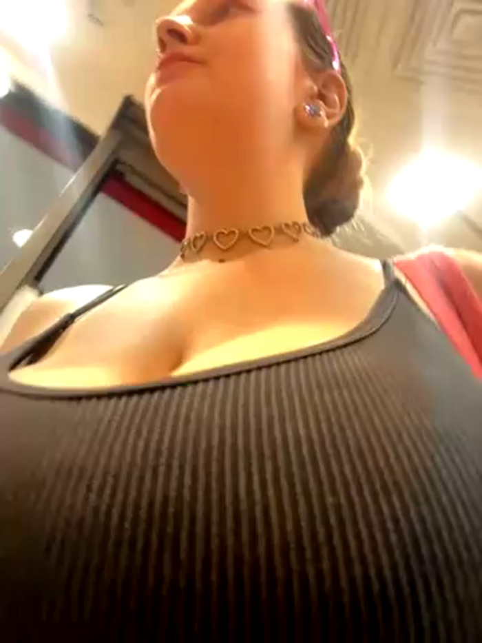 Teya_moon_