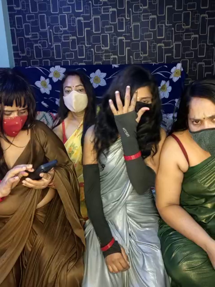Indian_hotmilfs