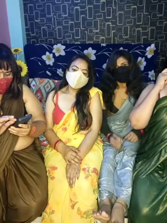 Indian_hotmilfs