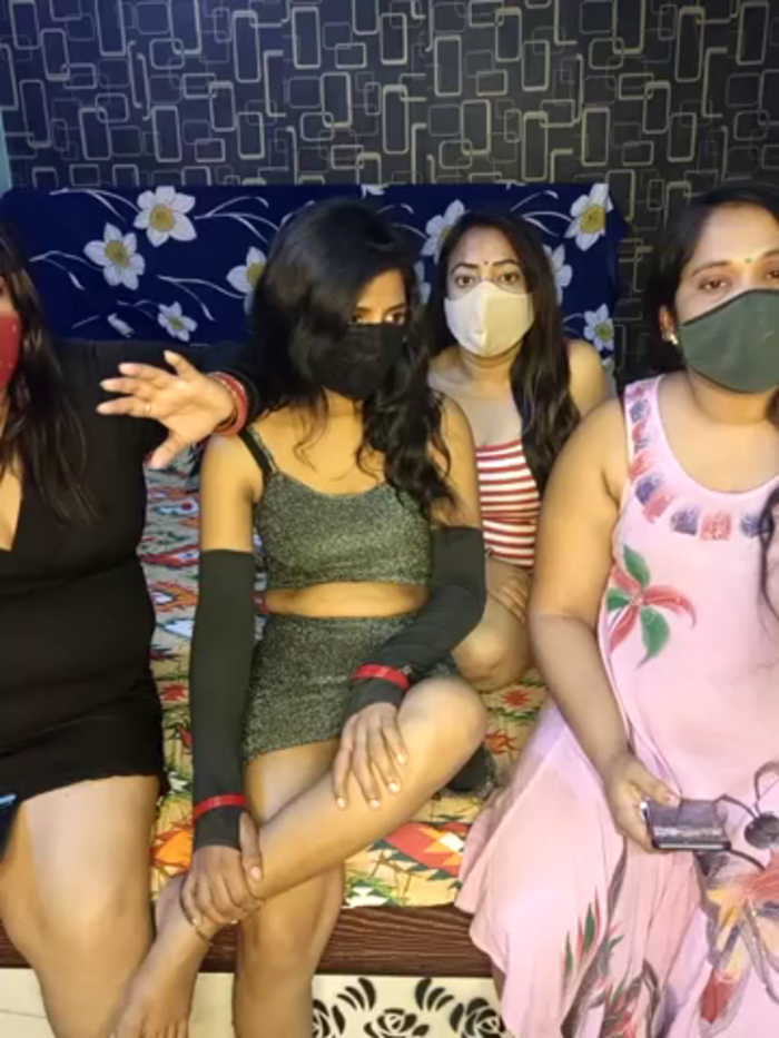 Indian_hotmilfs