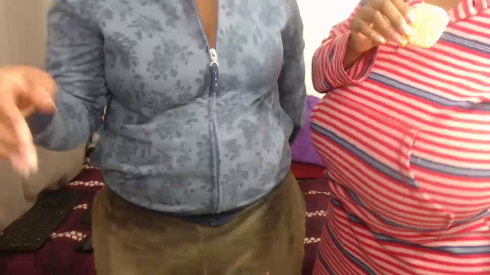 BoobyQueenX