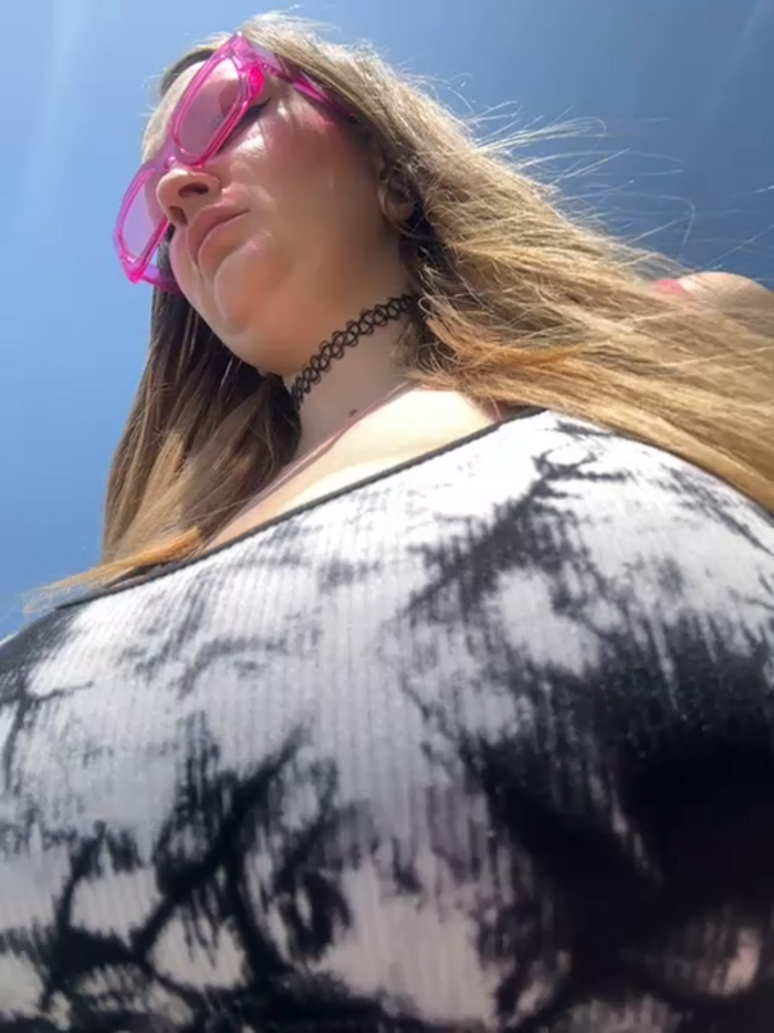 Teya_moon_
