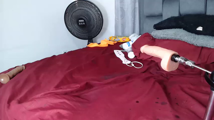 Couple_Gold69