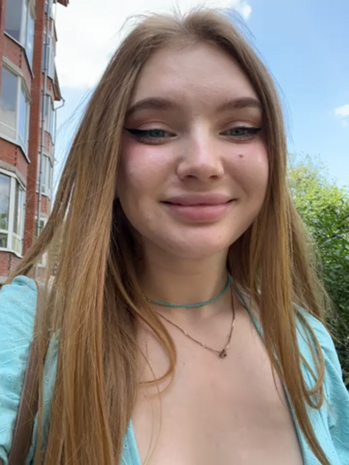 AmmyHot