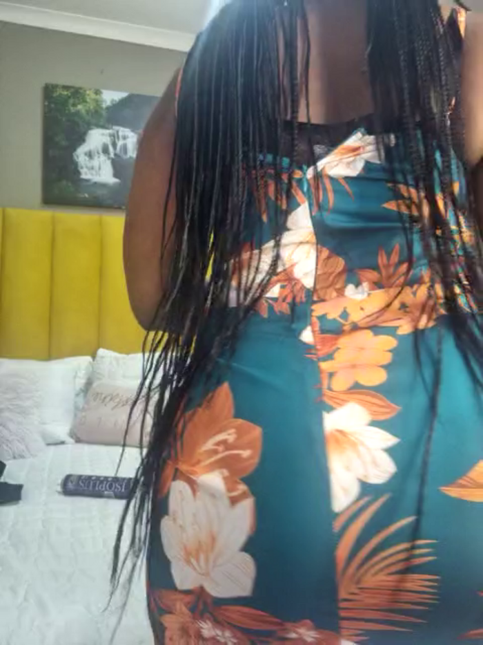 Bustygoddess32