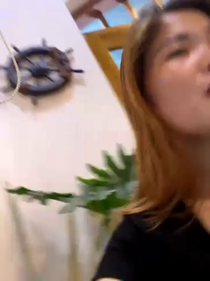 Emily_9xx